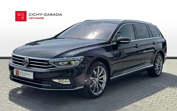 Volkswagen Passat cena 123900 przebieg: 62100, rok produkcji 2020 z Mielec małe 704